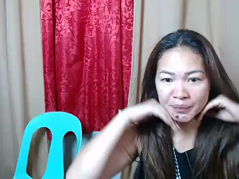 urpretty hotmama online show from June 20, 2026, 2:03 am