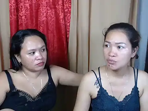 urpretty hotmama online show from June 25, 2026, 3:06 am