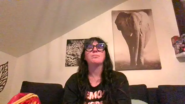 sexujuly88 online show from June 4, 2026, 9:21 pm