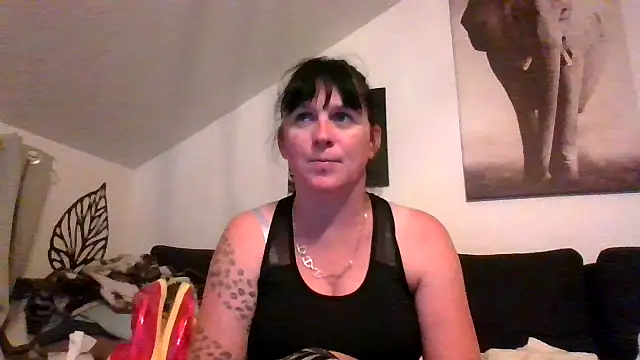 sexujuly88 online show from July 27, 2026, 9:11 pm