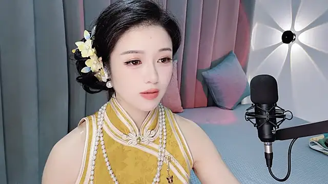 Momo-Wow online show from June 26, 2026, 6:18 am