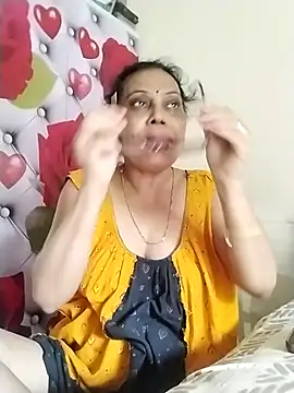chatterjeesayani567 online show from June 11, 2026, 4:54 am