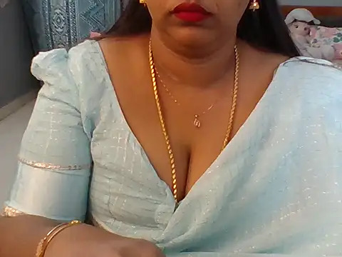 Snapshot of Tamil_hot_Meenu chatting on June 30, 2026, 6:25 am Tamil hot Meenu online show from June 30, 2026, 6:25 am
