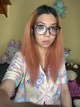 Nana-Komatsu online show from July 4, 2026, 5:46 am