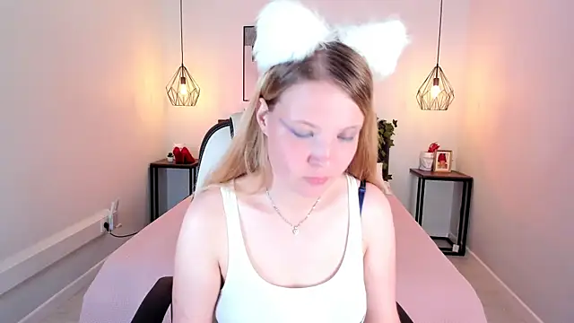 Snapshot of anita_Hitteys chatting on July 15, 2026, 8:30 am anita Hitteys online show from July 15, 2026, 8:30 am
