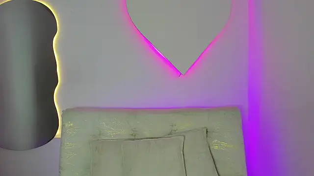 LindseyCarter online show from July 15, 2026, 1:49 pm