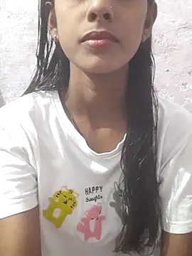 Snapshot of Saloni-Tyagi chatting on June 19, 2026, 5:17 pm Saloni-Tyagi online show from June 19, 2026, 5:17 pm