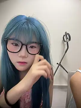 QIQI-QIQI-01 online show from August 2, 2026, 10:57 am