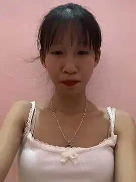 Snapshot of Abi_girl12 chatting on July 13, 2026, 4:32 pm Abi girl12 online show from July 13, 2026, 4:32 pm
