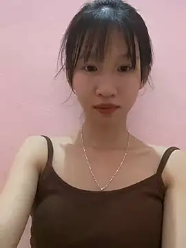Snapshot of Abi_girl12 chatting on July 17, 2026, 5:40 pm Abi girl12 online show from July 17, 2026, 5:40 pm