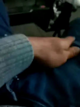 Singlemaleforcouples online show from December 11, 2024, 12:44 pm