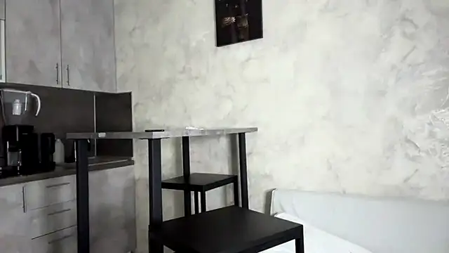 Snapshot of VeraSweet_ chatting on July 1, 2026, 1:34 pm VeraSweet online show from July 1, 2026, 1:34 pm