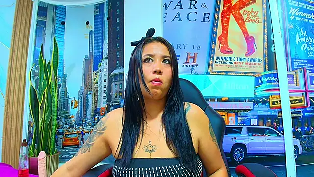 Snapshot of ClovyZenvy chatting on June 20, 2026, 11:02 am ClovyZenvy online show from June 20, 2026, 11:02 am