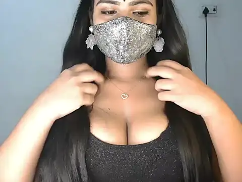Curvy Deepa online show from July 17, 2026, 6:57 pm