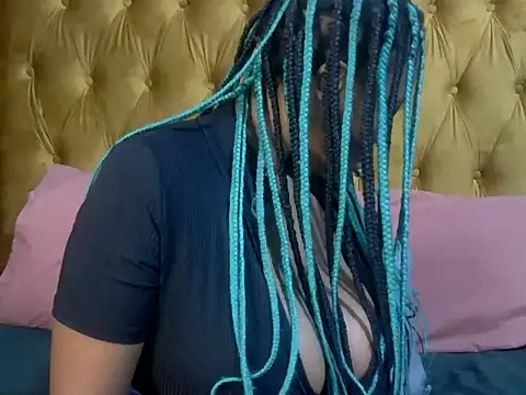 sweetcandyxxx24 online show from June 28, 2026, 5:46 am