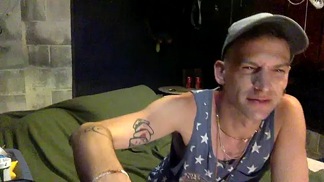 Snapshot of thierrybae chatting on July 12, 2026, 1:24 pm thierrybae online show from July 12, 2026, 1:24 pm