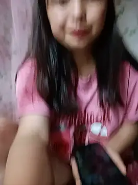 Linna-bae online show from June 26, 2026, 3:55 am