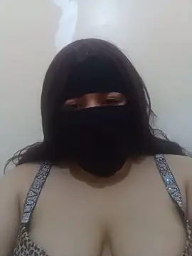 daloua sexy online show from June 9, 2026, 11:05 pm