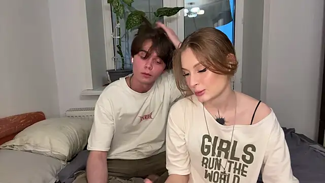 BestSweetyBB online show from June 16, 2026, 6:43 pm