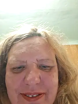 SonyaMarmeladx online show from June 19, 2026, 2:43 pm