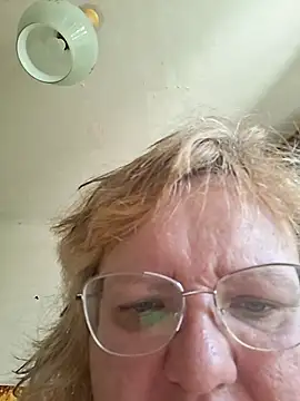SonyaMarmeladx online show from August 4, 2026, 7:44 am