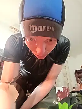 RubberFetischem online show from February 18, 2026, 4:19 am