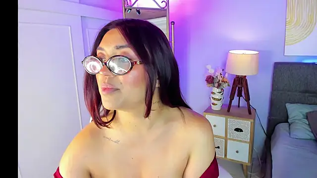 Snapshot of ginger_honey_ chatting on June 12, 2026, 1:21 pm ginger honey online show from June 12, 2026, 1:21 pm