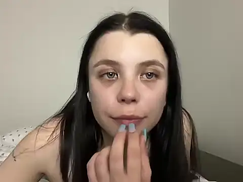 elisa56x online show from June 11, 2026, 9:02 pm