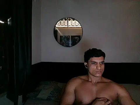 Snapshot of Arrascapeta chatting on July 5, 2026, 6:37 pm Arrascapeta online show from July 5, 2026, 6:37 pm