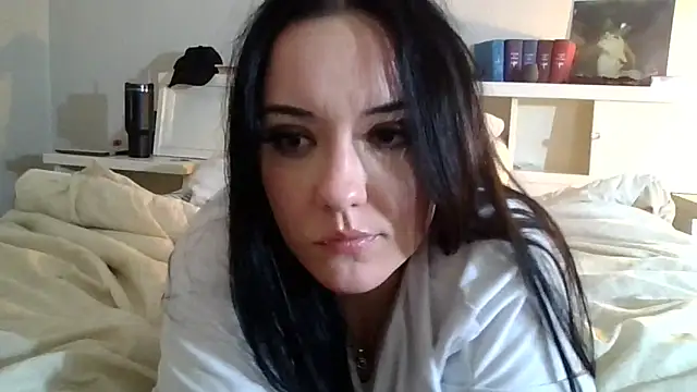 altravenn online show from June 5, 2026, 8:31 am