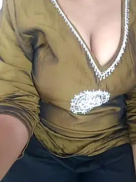 Snapshot of telugubigboobs__P chatting on July 12, 2026, 11:23 am telugubigboobs P online show from July 12, 2026, 11:23 am