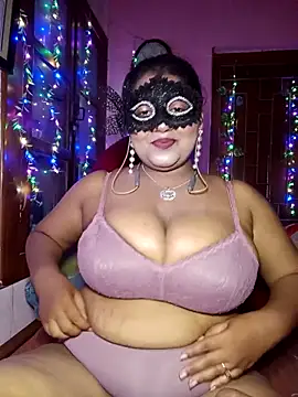 Snapshot of Tiger_Tigress chatting on June 12, 2026, 7:46 pm Tiger Tigress online show from June 12, 2026, 7:46 pm