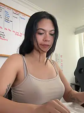 Snapshot of vanellopeFoxx chatting on July 10, 2026, 6:10 pm vanellopeFoxx online show from July 10, 2026, 6:10 pm