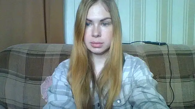 Snapshot of MelaniePres chatting on June 7, 2026, 8:51 am MelaniePres online show from June 7, 2026, 8:51 am