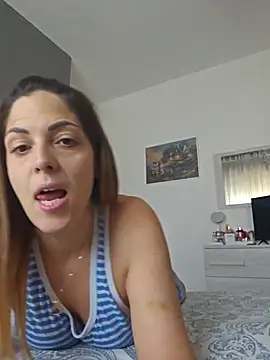 whispersexy online show from July 4, 2026, 10:43 am
