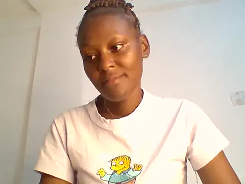 Snapshot of Pretty_pretty2 chatting on June 7, 2026, 2:43 pm Pretty pretty2 online show from June 7, 2026, 2:43 pm