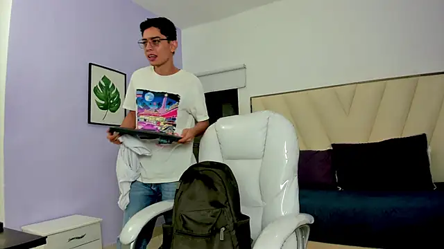 Ethan12  online show from June 17, 2026, 3:09 am