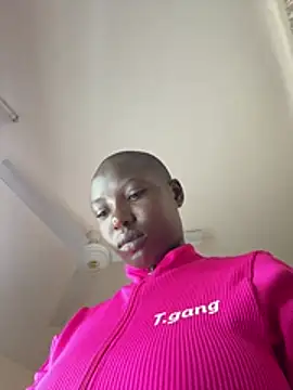 Snapshot of madam-Emma chatting on July 5, 2026, 2:35 pm madam-Emma online show from July 5, 2026, 2:35 pm
