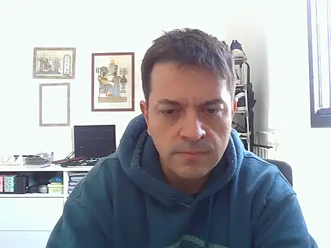 Snapshot of silverfox44now chatting on June 7, 2026, 4:22 pm silverfox44now online show from June 7, 2026, 4:22 pm