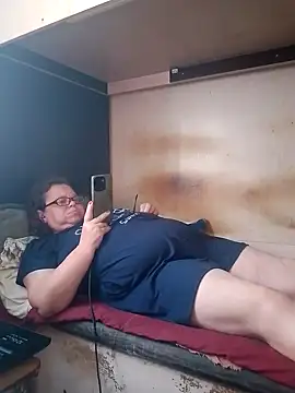 Snapshot of oksana72 chatting on September 10, 2025, 8:25 am oksana72 online show from September 10, 2025, 8:25 am