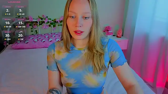 Snapshot of AngelBlaze chatting on July 6, 2026, 5:15 am AngelBlaze online show from July 6, 2026, 5:15 am