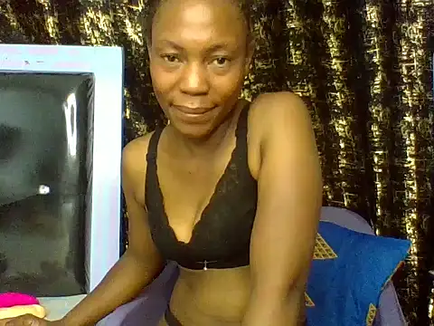Snapshot of Lovey_daisy15 chatting on July 4, 2026, 9:37 am Lovey daisy15 online show from July 4, 2026, 9:37 am