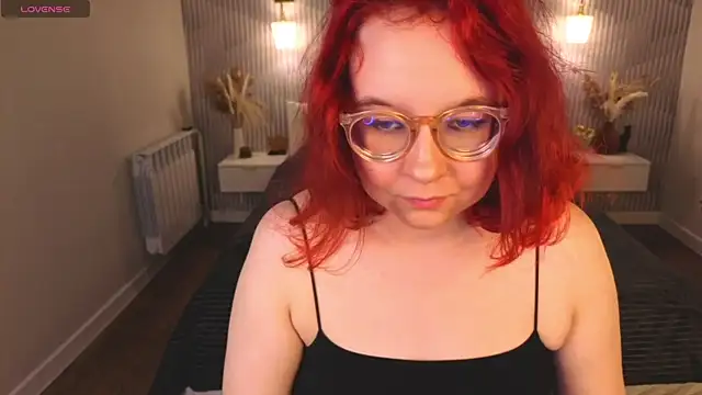 Snapshot of Aleks-casterrr chatting on June 26, 2026, 5:17 pm Aleks-casterrr online show from June 26, 2026, 5:17 pm