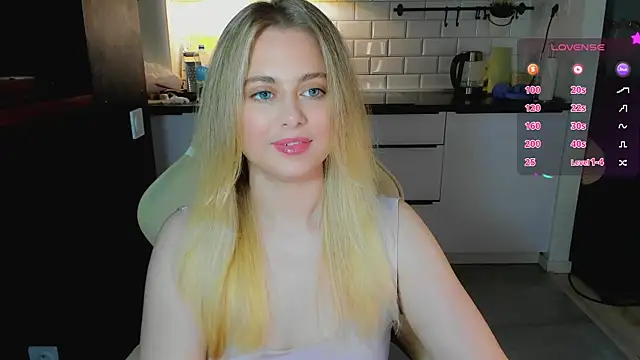 blonde kellyy online show from July 12, 2026, 3:08 am