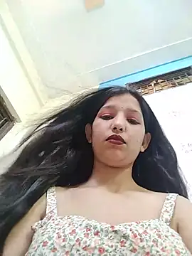 Snapshot of Queen_Rosyy chatting on June 19, 2026, 6:07 am Queen Rosyy online show from June 19, 2026, 6:07 am