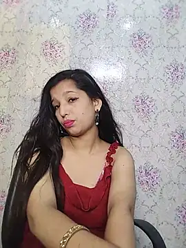 Snapshot of Queen_Rosyy chatting on July 2, 2026, 3:23 am Queen Rosyy online show from July 2, 2026, 3:23 am