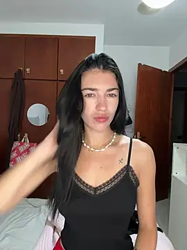 Snapshot of adrianaasoler chatting on June 10, 2026, 8:24 am adrianaasoler online show from June 10, 2026, 8:24 am