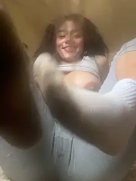 daddyyysbabygirl online show from June 10, 2026, 7:57 pm