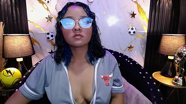 JuicyBoobix online show from June 11, 2026, 1:31 pm