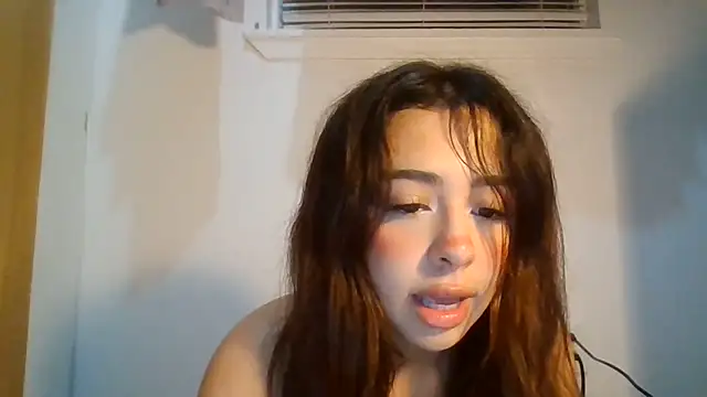 Snapshot of arianababygirl chatting on June 14, 2026, 3:19 am arianababygirl online show from June 14, 2026, 3:19 am